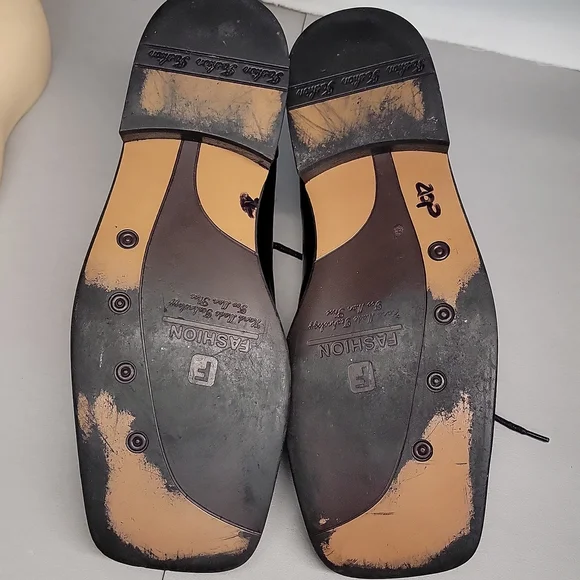 Zengara men’s leather square toes dress shoes Black size 9 M